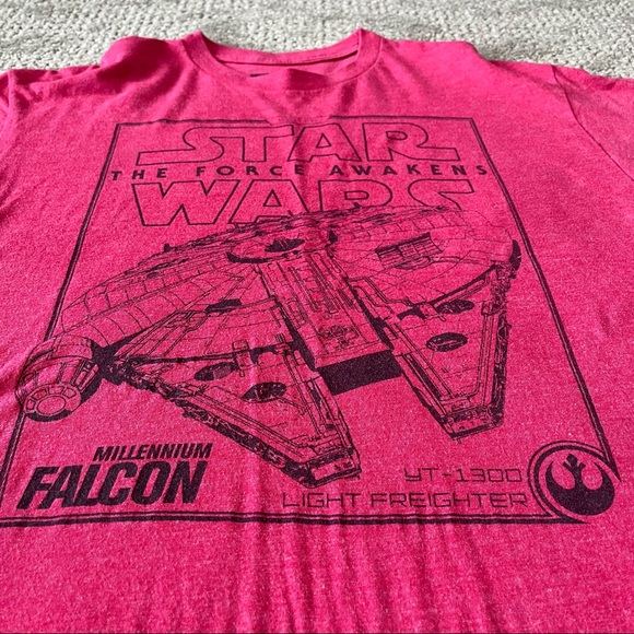 EUC Men’s Star Wars Graphic Short Sleeve Tee size Large in Red - Picture 2 of 4